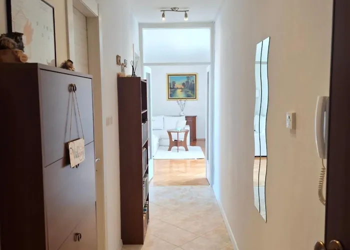 Erca Apartment *